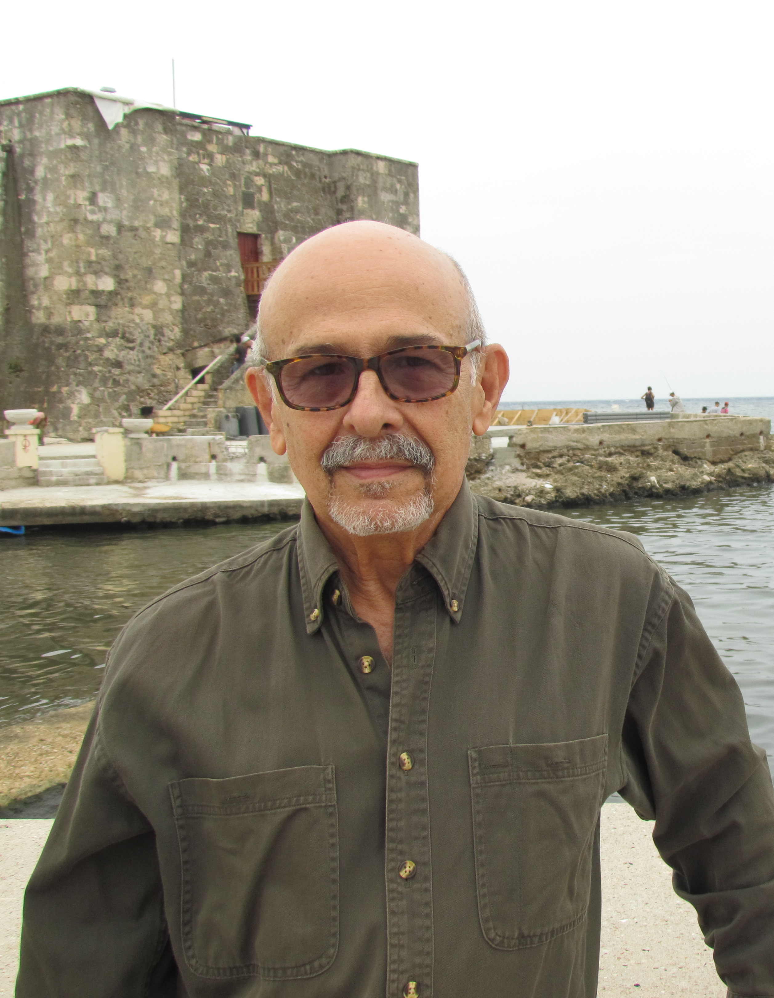 rafael hernández author photo